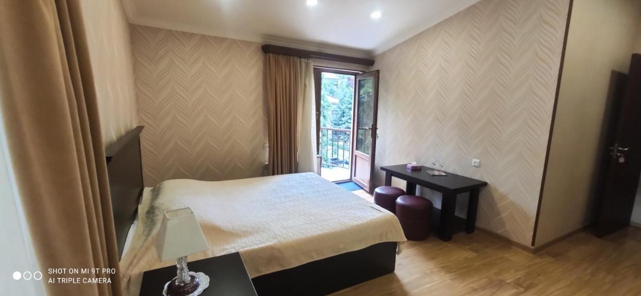 Ruzan Hotel 이제반 외부 사진