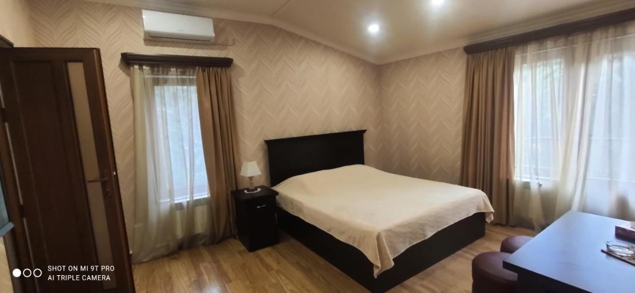 Ruzan Hotel 이제반 외부 사진