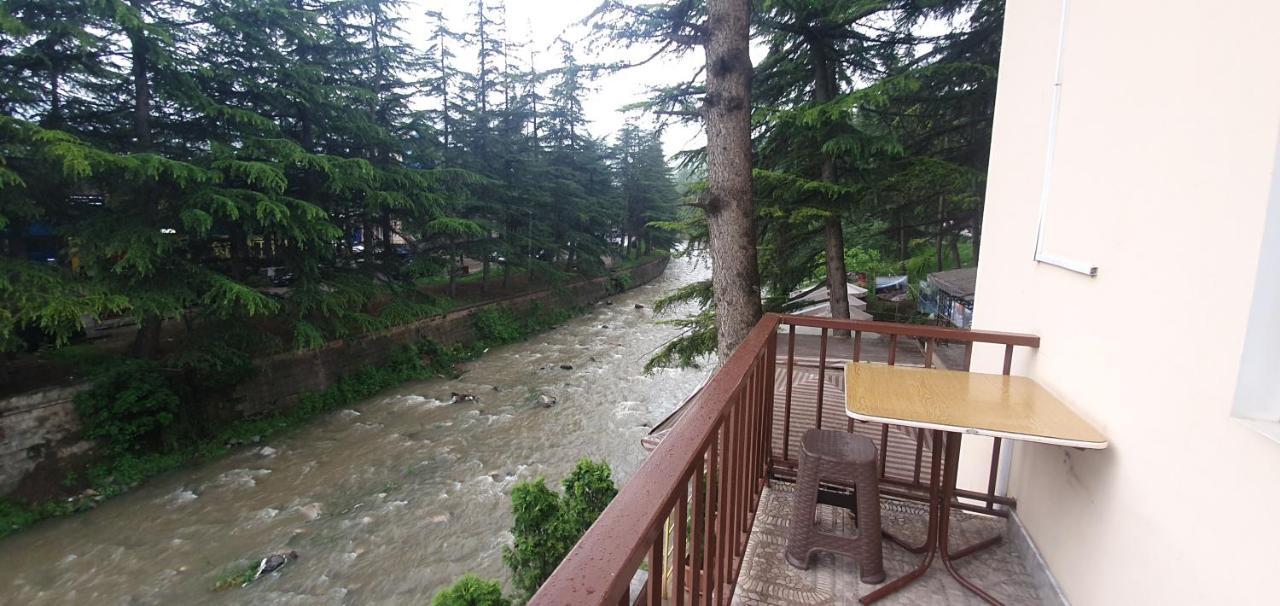 Ruzan Hotel 이제반 외부 사진